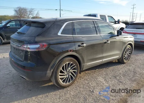 2019 Lincoln Nautilus Reserve z USA, uszkodzony, nr VIN 2LMPJ6L90KBL16914